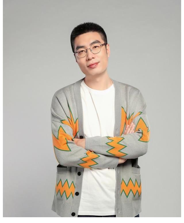 夺冠|周奇墨夺冠，脱口秀天花板终于被证明了