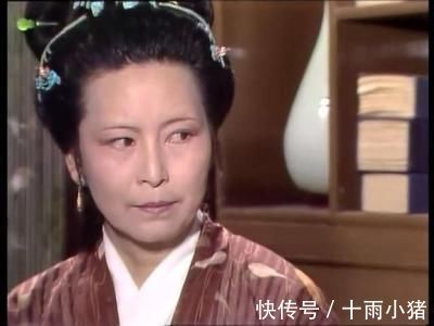 贾母|红楼梦:见到刚到贾府的黛玉后,王熙凤流泪是否是在作秀吗