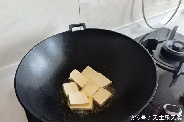  晒晒1家3口的午餐，不精致但好吃，网友羡慕，太幸福了！