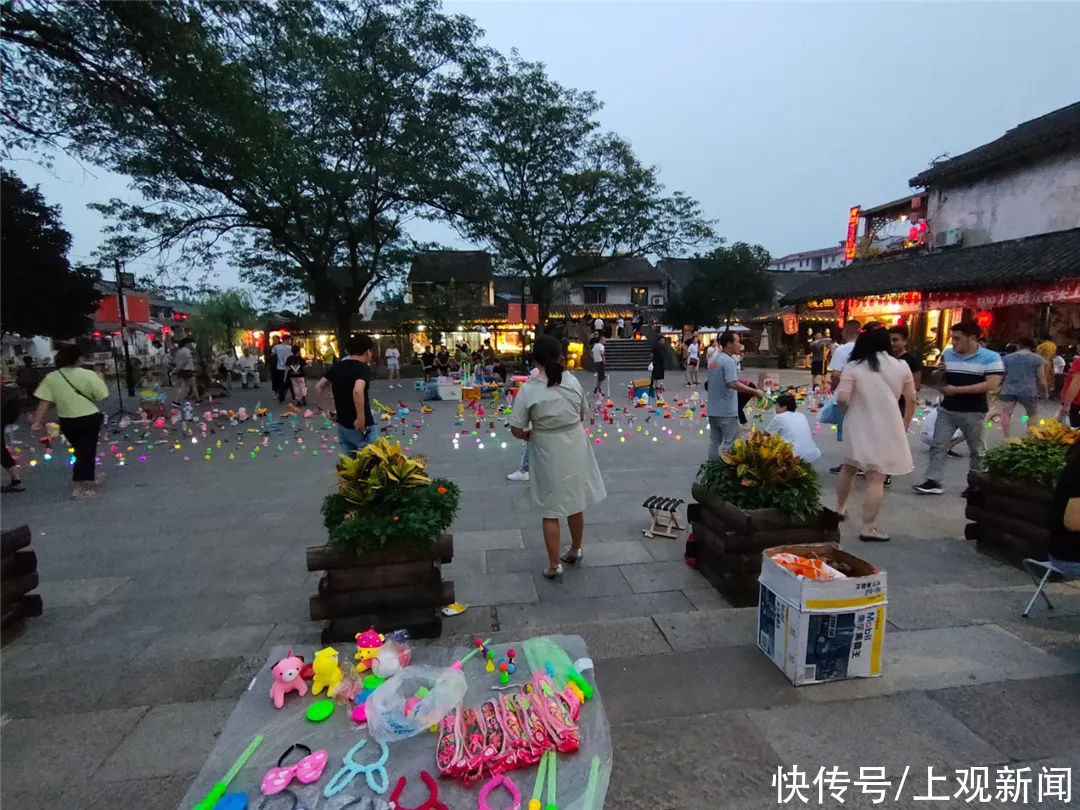 金山 套圈、投壶、古廊，金山这里的夏天别样精彩