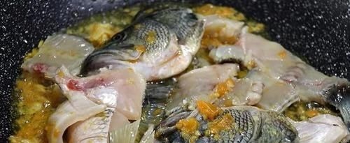 鱼鳞|这5种鱼别再买给孩子吃了,不仅没营养还影响健康,你选对了吗?