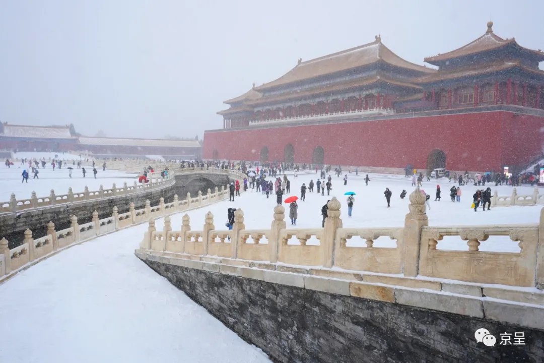 雪花|一场初雪，北京就变成了北平