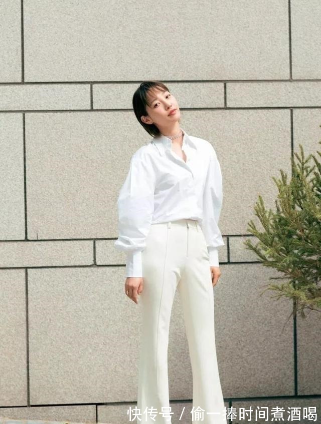 西装裤 不懂“小白裤”请别乱穿,它的最美搭配在这里,高级洋气又显气场