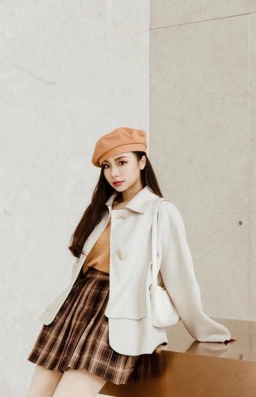  气质|“奶茶色”今年开挂了，一穿就很有气质