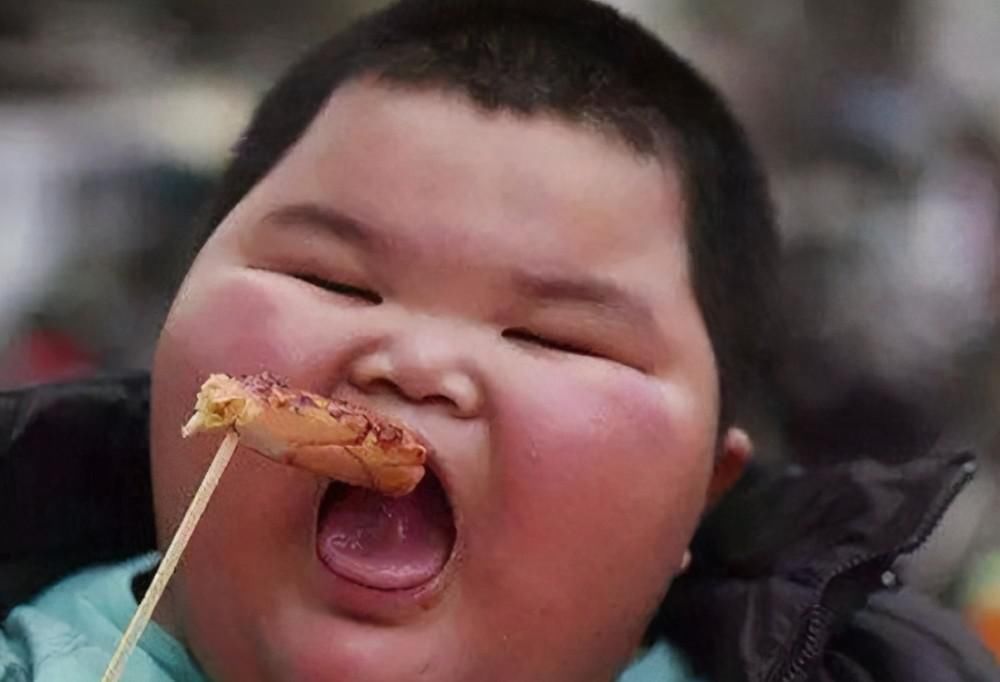 催熟|孩子在被“催熟”零食影响,这些零食上了“黑名单”,家长要注意