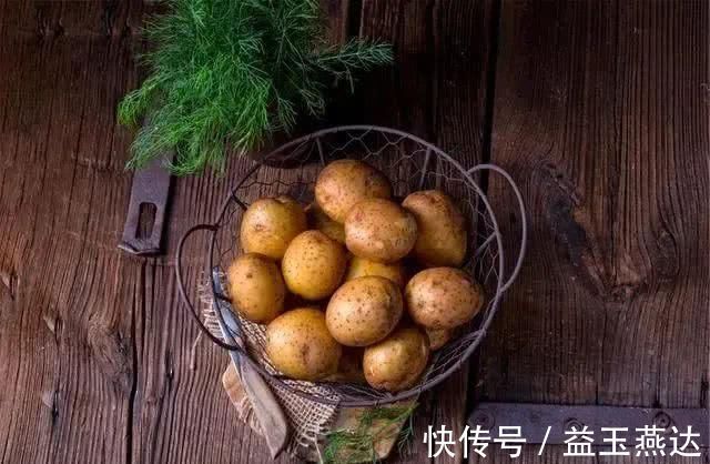 平稳|高血压患者，除了少吃盐，2事也要少做，若能忍住，血压慢慢平稳