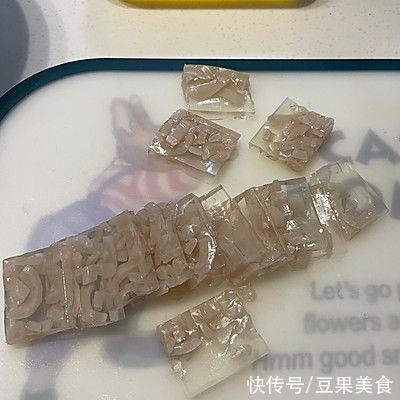 水晶猪皮冻不入味？学我这样做，鲜香可口