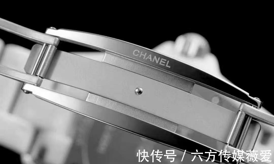 kor厂|KOR厂香奈儿J12白陶瓷复刻女表做工真假对比评测!