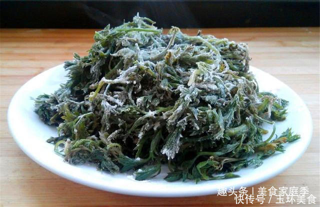  眼下最该吃的食材，不花一分钱，鲜美又营养，锅里一蒸全家都爱吃