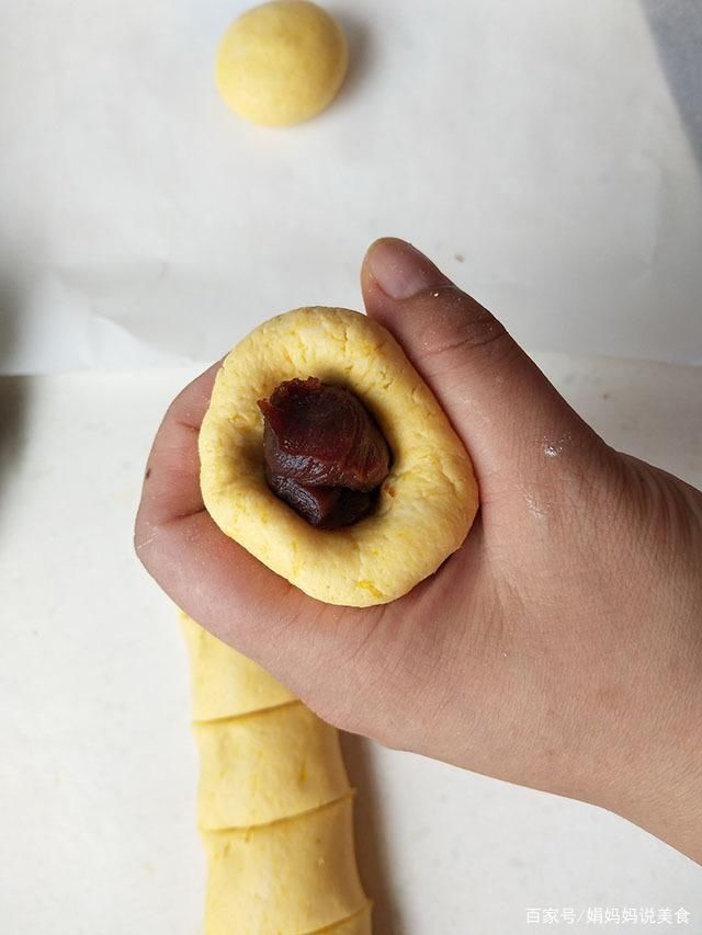 平底锅|一口平底锅就能搞定的小点心,入秋吃正合适,软糯香甜,我家常吃