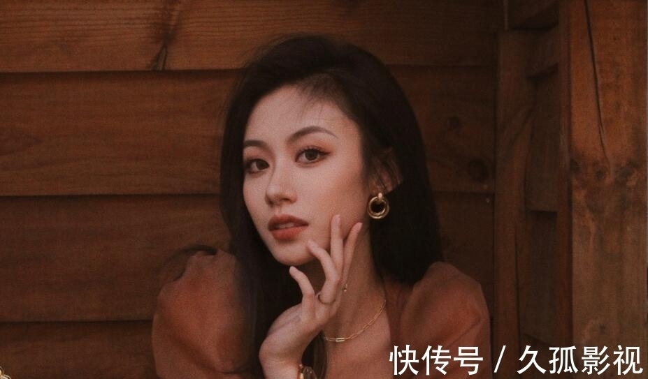 《好聲音》總決賽如果不是直播,伍珂玥還真不一定能奪冠