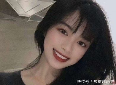 笑起来很好看的女生,嘴唇都有这“3特征”,男生:这是我女神!