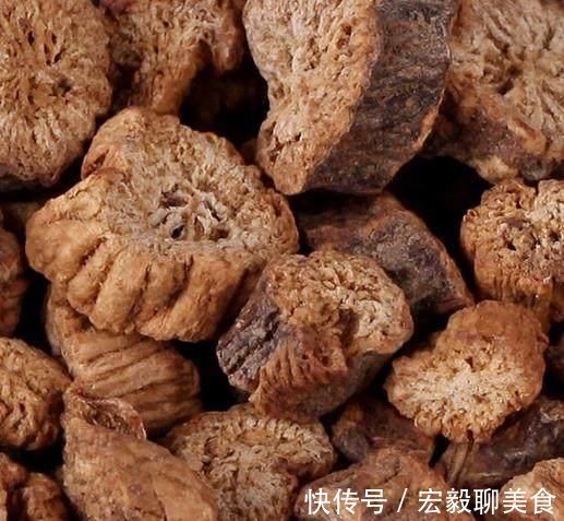 病生|湿气重百病生! 用不起眼的“它”泡水喝, 排出体内多年老湿气