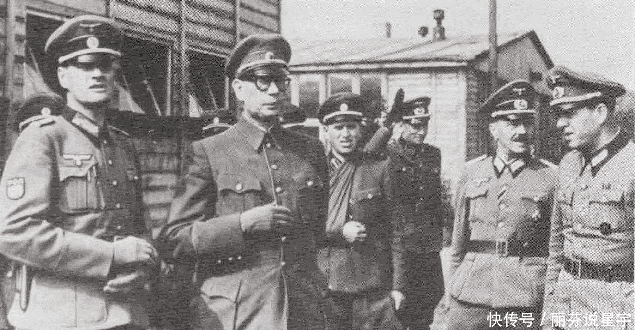 处以|中将陷入包围后投降,向敌军提供机密信息,3年后被处以极刑