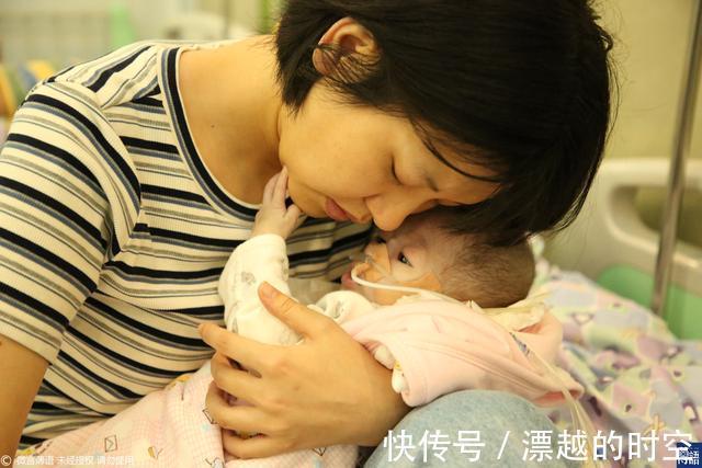 邱娟|泪目!女子求助无门欲拔掉娃的氧气时,孩子突然伸手给她擦眼泪