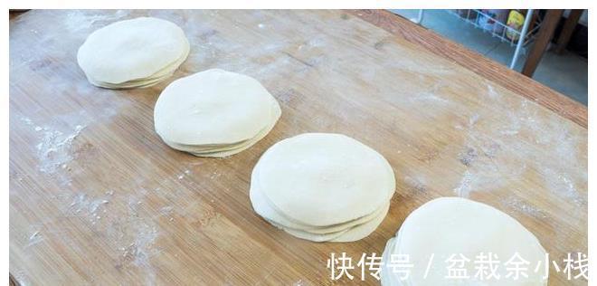 小笼包|小笼包这样做才好吃,皮薄馅大不塌馅,味鲜不腻,学会都能开店了