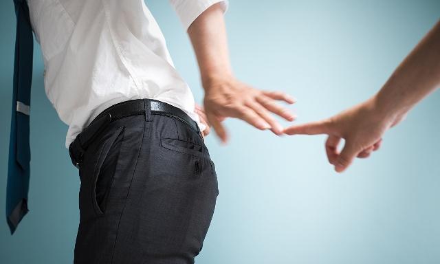 排出体外|放屁时若有这种“表现”,或许是“大肠癌”发出的信号,早知早好