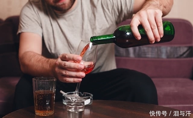 男人一天的饮酒量不要超过多少?专家教你测自己的酒量
