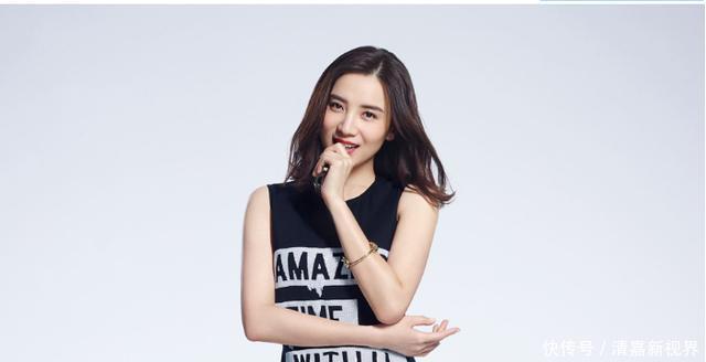 女人不管脸大不大,披头发谨记4点,直男都会多看两眼