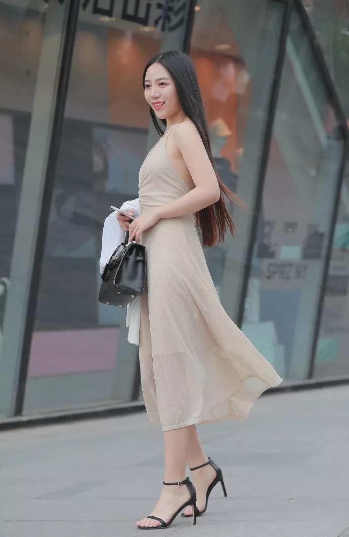 气质|高跟鞋气质搭配,简约时尚又魅力