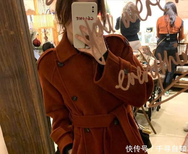 过节怎么穿更吸睛？试试这几种配色，妥妥的人群中的焦点