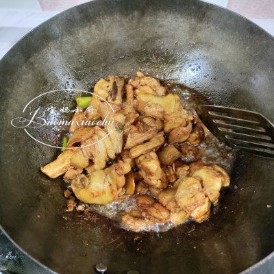 学会荤素一锅出~南瓜豆角炖肉，早餐不用愁