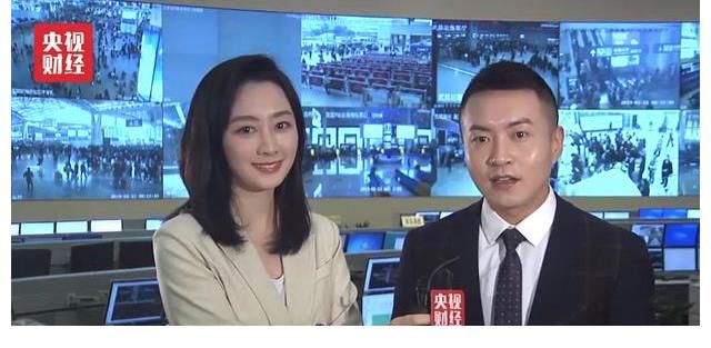 央视新面孔郭若天被重用，成央视girls门面，晚会担任主持工作