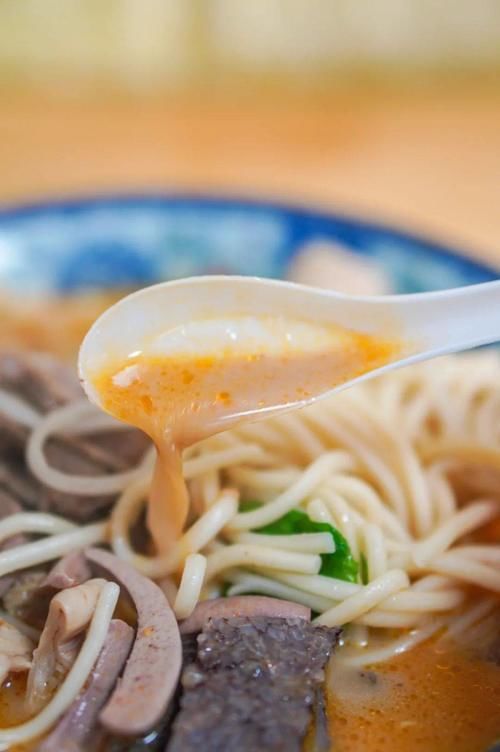 离我18km的这家沙茶面，通了地铁2号线后我才吃到！