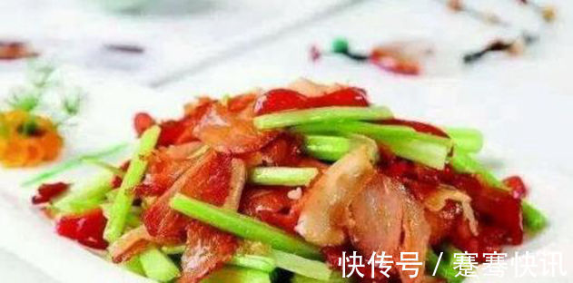 红烧大虾|美食推荐芹菜炒腊肉，剁椒炒蛋，红烧大虾，香干炒肉片的做法