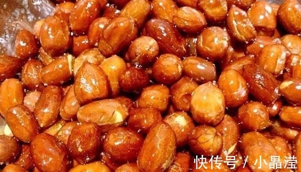 花生米|大厨透露, 花生米先处理一下再炸, 又香又脆还不会糊, 新手也行