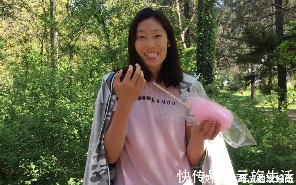 排球|朱婷大姐:辍学打工供妹上体校,用瘦弱身躯为妹妹们撑起一片天!