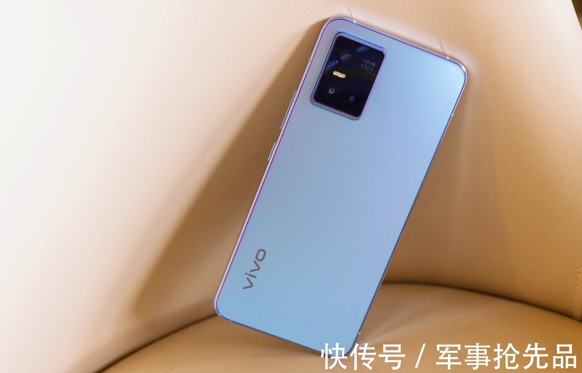 hdr|2000-3000价位段手机怎么选？轻薄自拍旗舰vivo S10 Pro了解一下