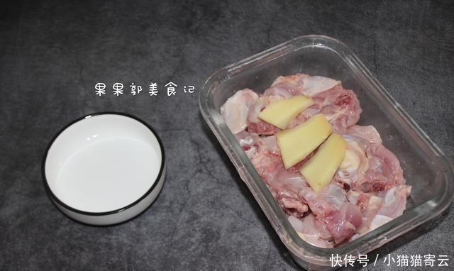  鸡肉|医生不会告诉你，它是天然健脾祛湿药，对湿气重有奇效，不懂亏了