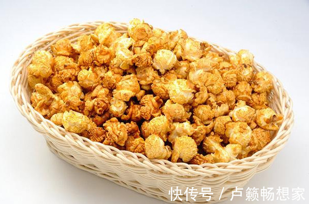 零食|7岁小男孩,胃部出现肿瘤,告诫家长5种零食少给孩子吃