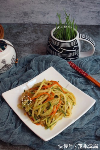 运动量|嫂子晚餐坚持吃此菜，不节食不运动，一个月瘦了6斤，简单又好吃