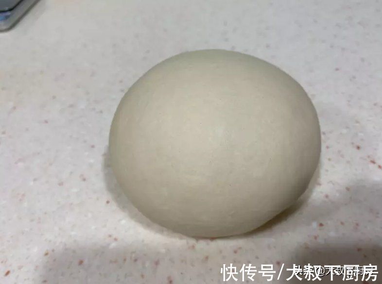 面团|幸福百分百！大叔教你鲜奶馒头，口感香甜，跟外面卖的味道不一样