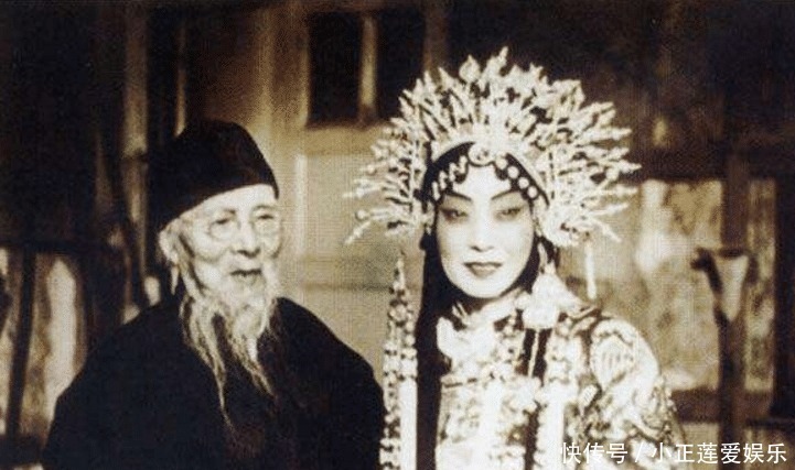 孟小冬|孟小冬谈杜月笙:你是带我走出阴霾的人,却也让我的心再次降温