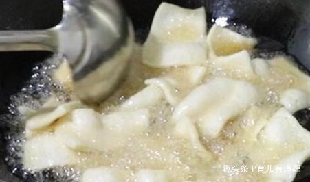 一道特别家常的补钙菜，适合老人孩子多吃，味道鲜美，做法简单