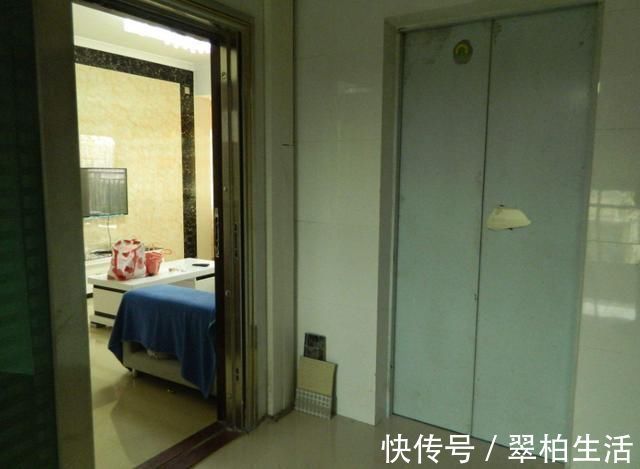 实用|越来越多人厨房不装推拉门了,都喜欢装它代替,既实用又好看