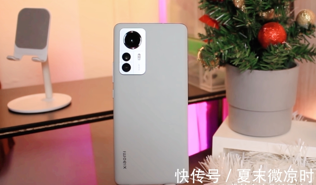 小米11|花半个月工资买了小米12Pro,朋友劝我慎重,体验过后分享优缺点