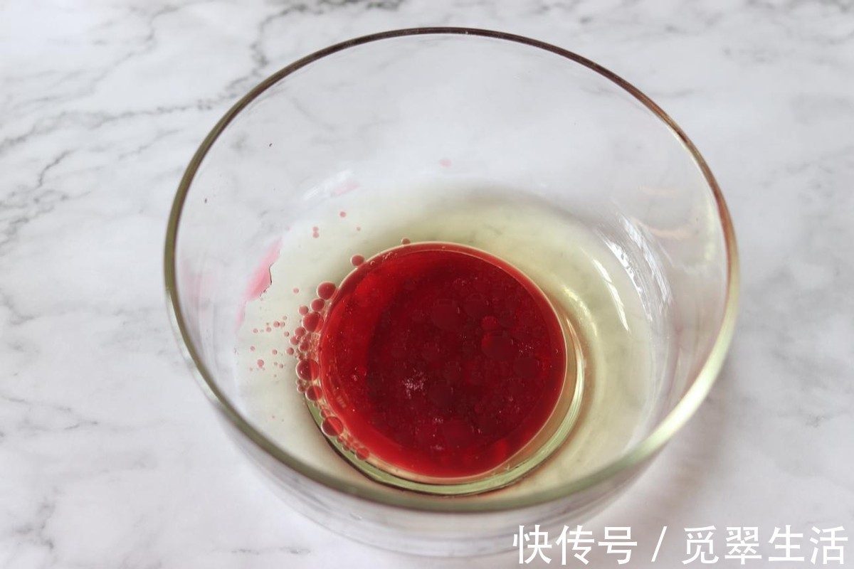 口感|特别好吃的葡萄汁蛋糕,口感松软味道清甜,又含有浓郁的果香