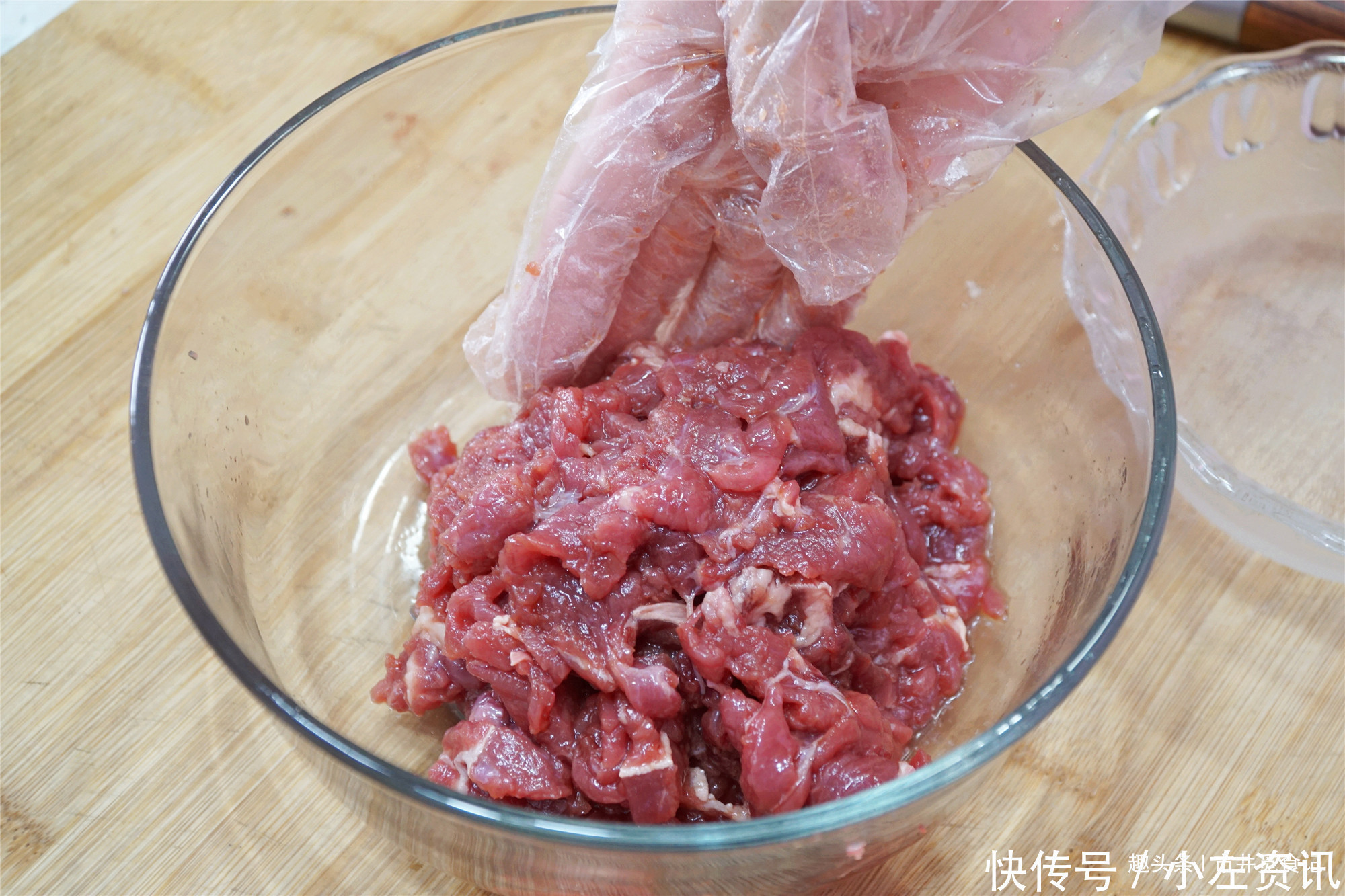 炒牛肉的诀窍,入锅前多加2步,怎么炒都不会老!