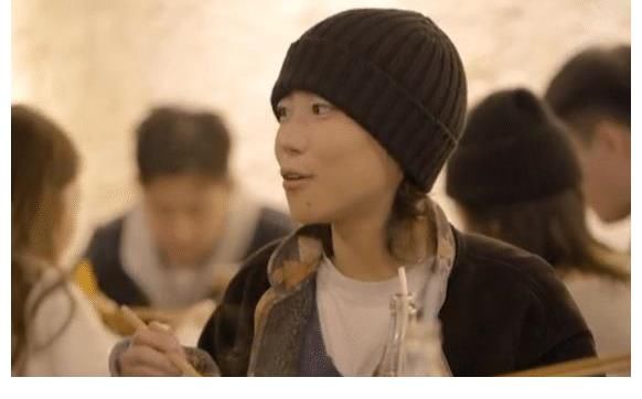 心疼!星二代也有烦恼,窦靖童节目中掩面哭泣,自曝遗产交给弟妹