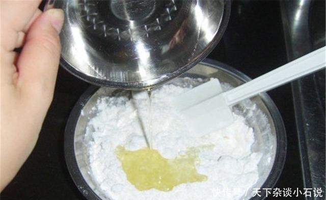 一斤大米半斤奶,教你在家做健康的大米糕,蓬松香甜比蛋糕好吃