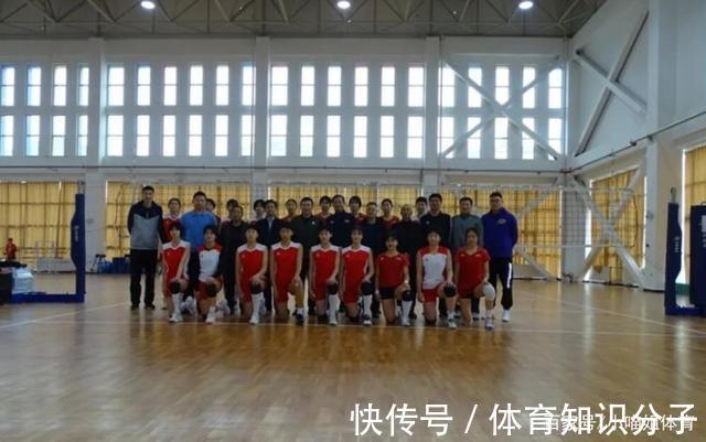 李延隆|山东女排收到好消息,安家杰重新担任主帅,下赛季准备冲进四强