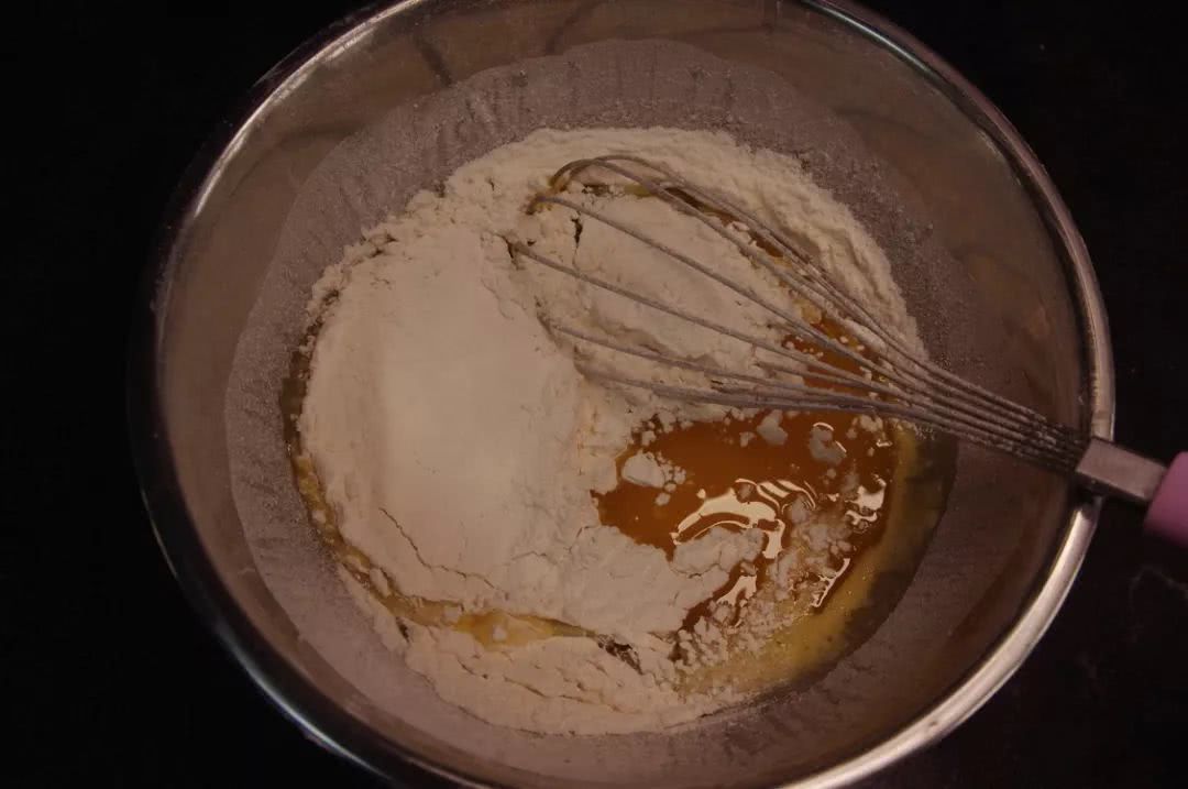 酥到掉渣的蛋卷,其实用平底锅就能做!