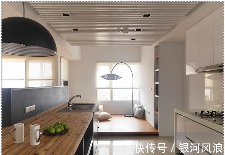 餐厨|100㎡的高层住宅,阳台抬高10cm,客餐厨“合为一体”,谁见过?