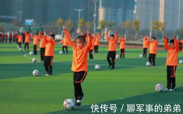 特色|衡水将建该市第一所足球特色公立小学,足球特色学校能挽救国足么?