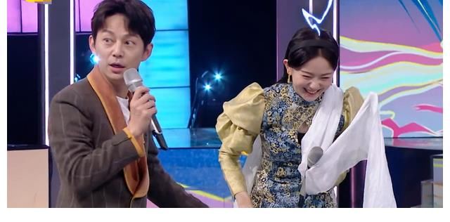 《你好星球六》何炅太难了，新人抢话被闭麦，开玩笑想劝退女主持！