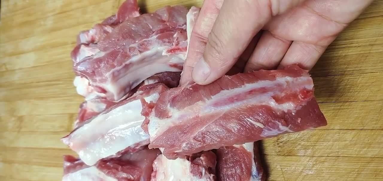 改良版糖醋排骨的做法，不腌制不油炸，酸甜入味软烂适中适合老人